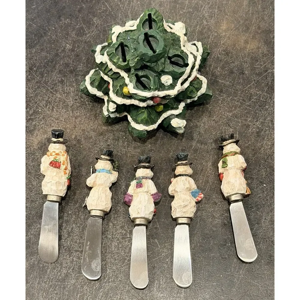 Christmas Tree Snowmen Family Carved Resin 5